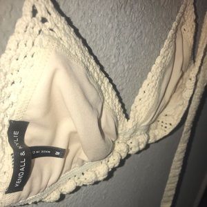 Cute with cardigan/beach vibes